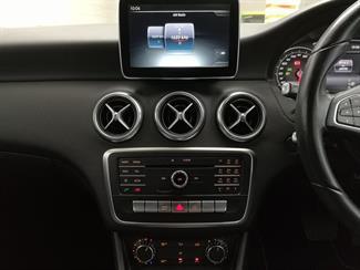 2016 Mercedes-Benz A 180 - Thumbnail
