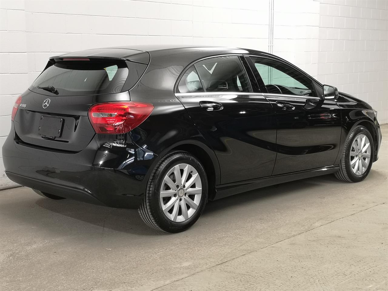 2016 Mercedes-Benz A 180