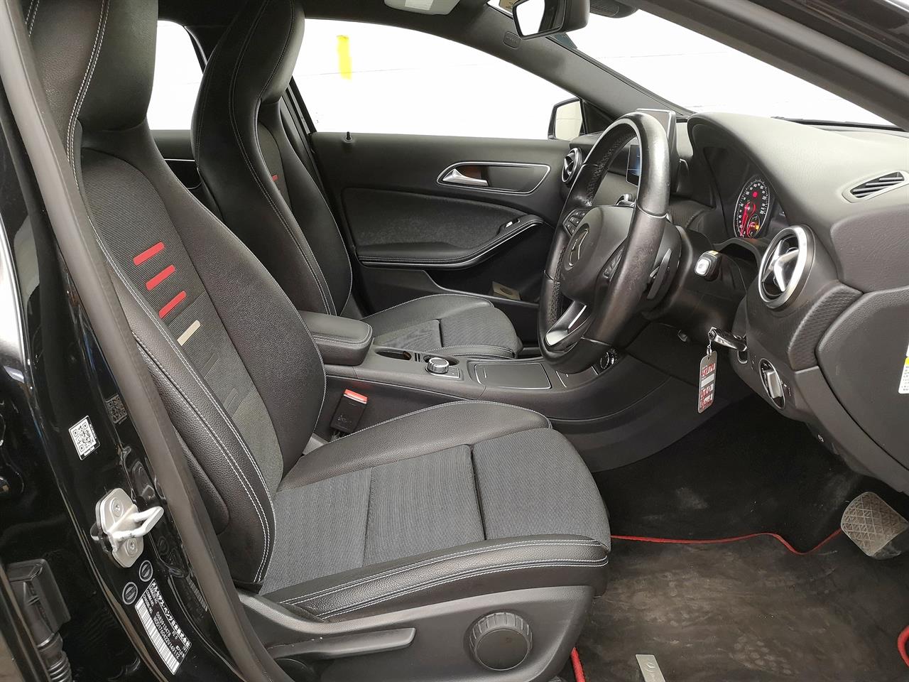 2016 Mercedes-Benz A 180