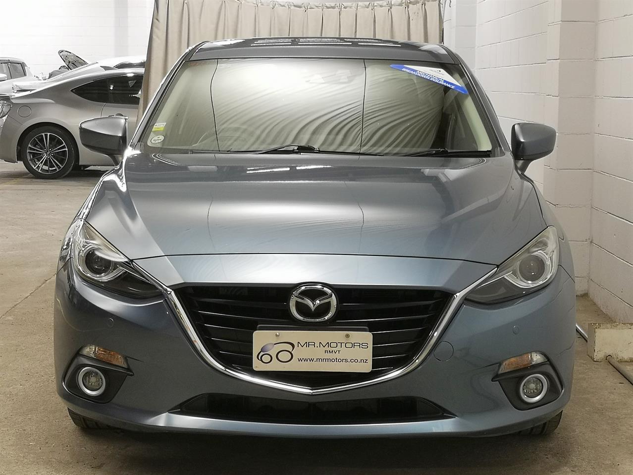 2015 Mazda Axela