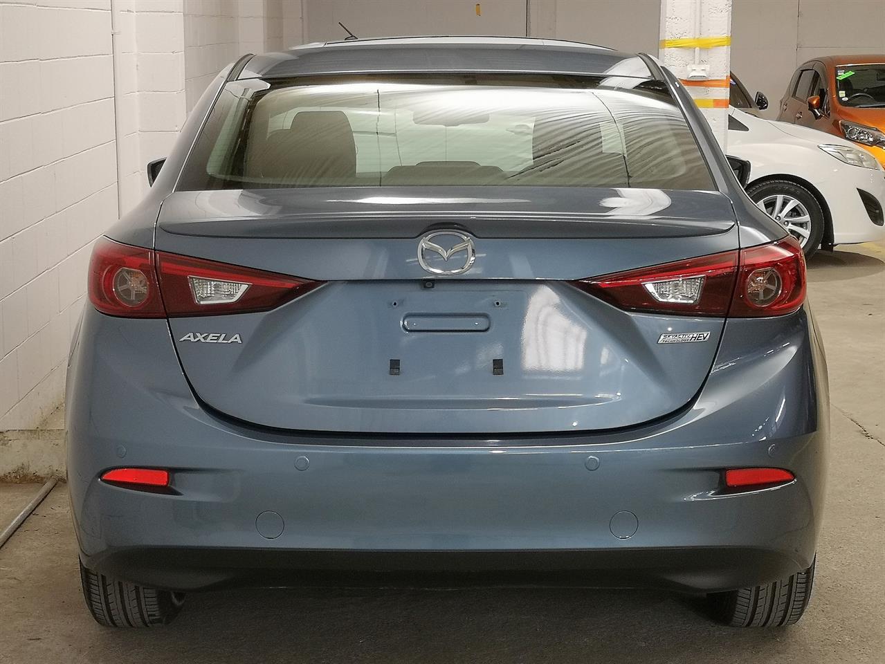 2015 Mazda Axela