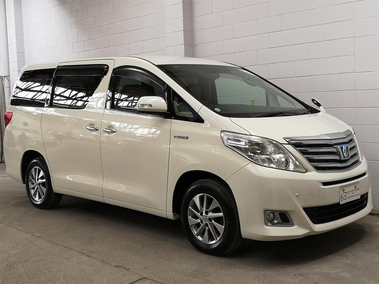 2012 Toyota Alphard