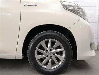 2012 Toyota Alphard - Thumbnail