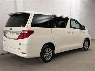 2012 Toyota Alphard - Thumbnail