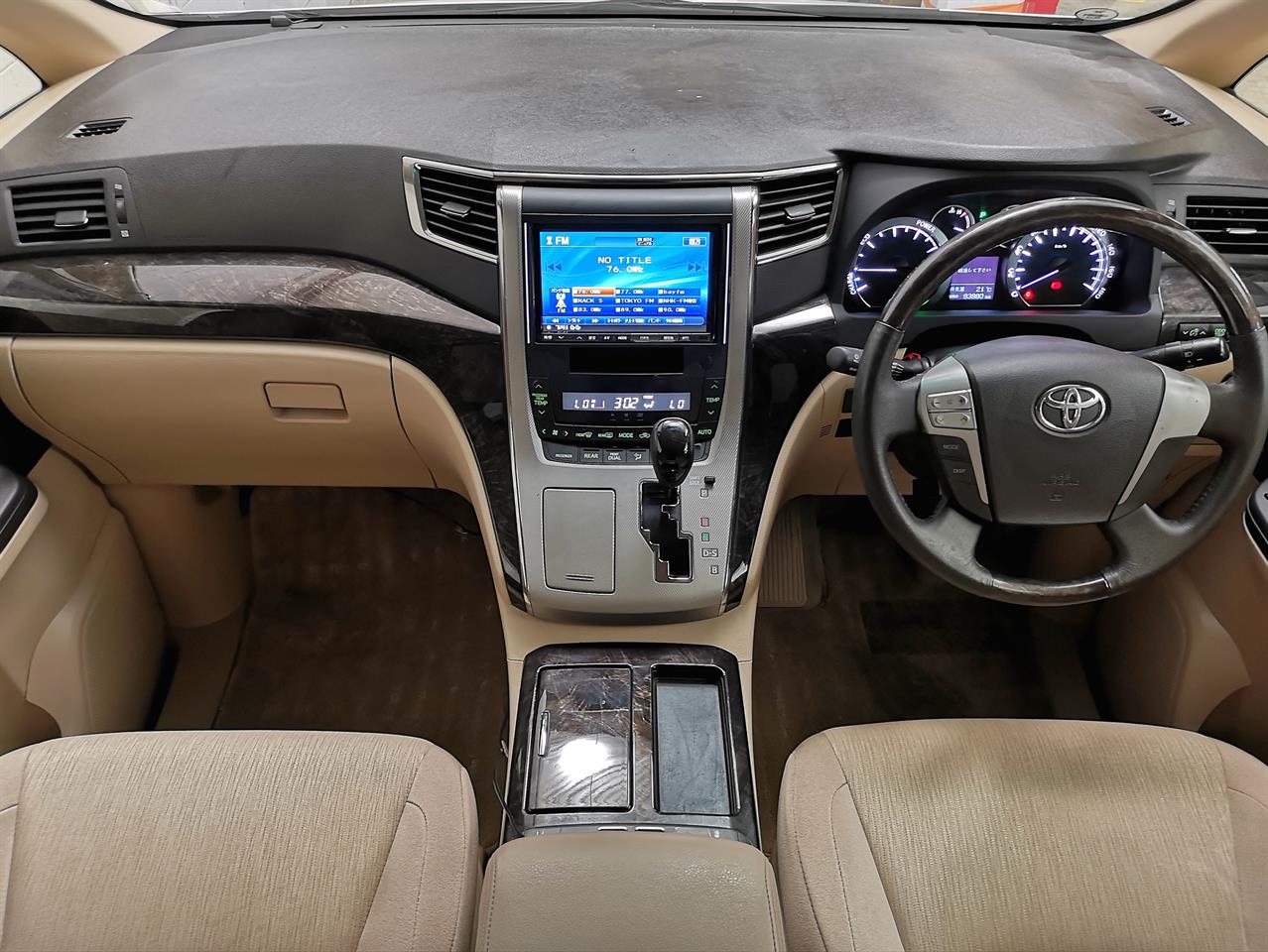 2012 Toyota Alphard