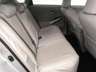 2013 Toyota Prius - Thumbnail