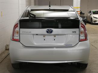 2013 Toyota Prius - Thumbnail