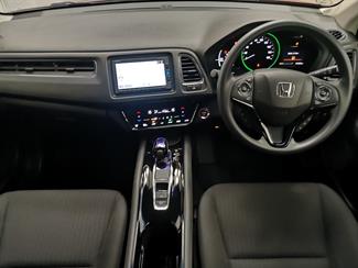 2017 Honda Vezel - Thumbnail