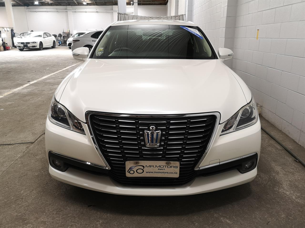 2013 Toyota Crown