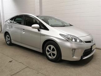 2013 Toyota Prius - Thumbnail