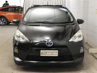 2014 Toyota Aqua - Thumbnail