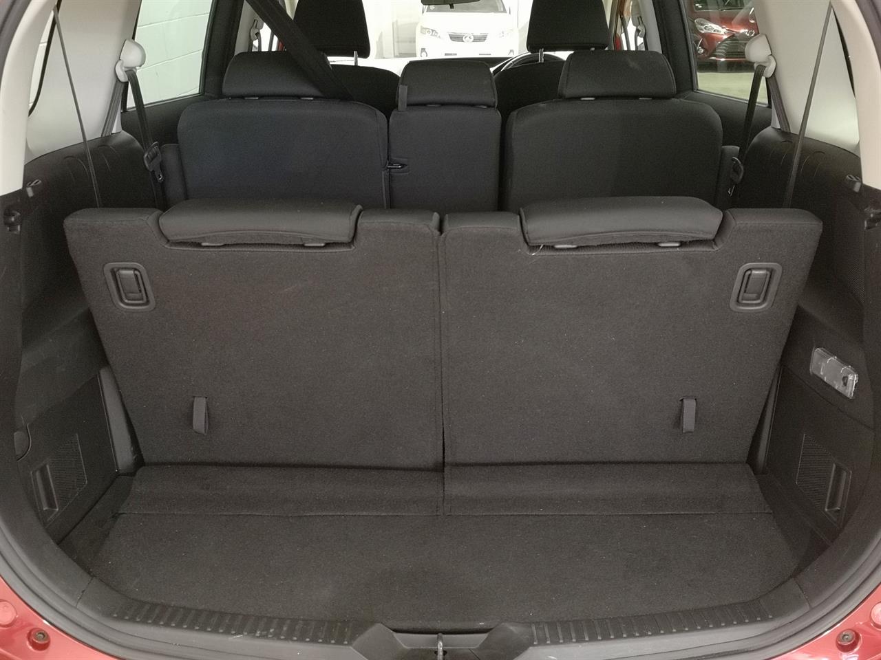 2013 Mazda Premacy