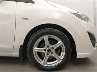 2015 Mazda Premacy - Thumbnail