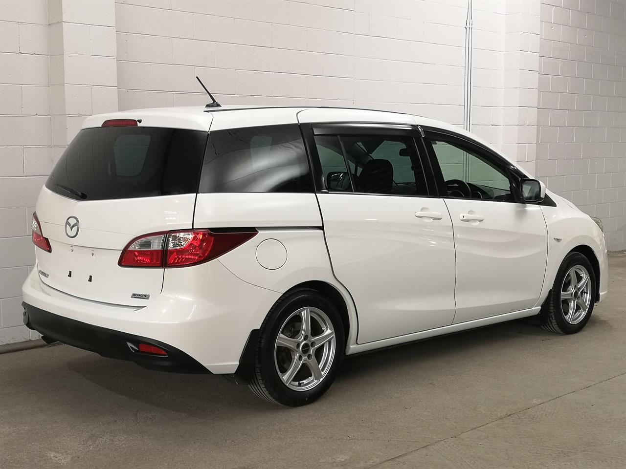 2015 Mazda Premacy