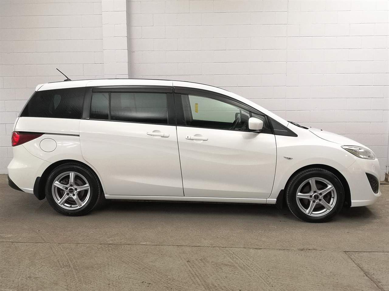 2015 Mazda Premacy