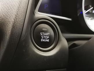2016 Mazda Axela - Thumbnail