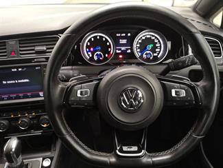 2014 Volkswagen Golf R - Thumbnail