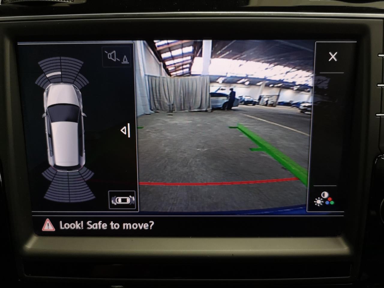 2014 Volkswagen Golf R