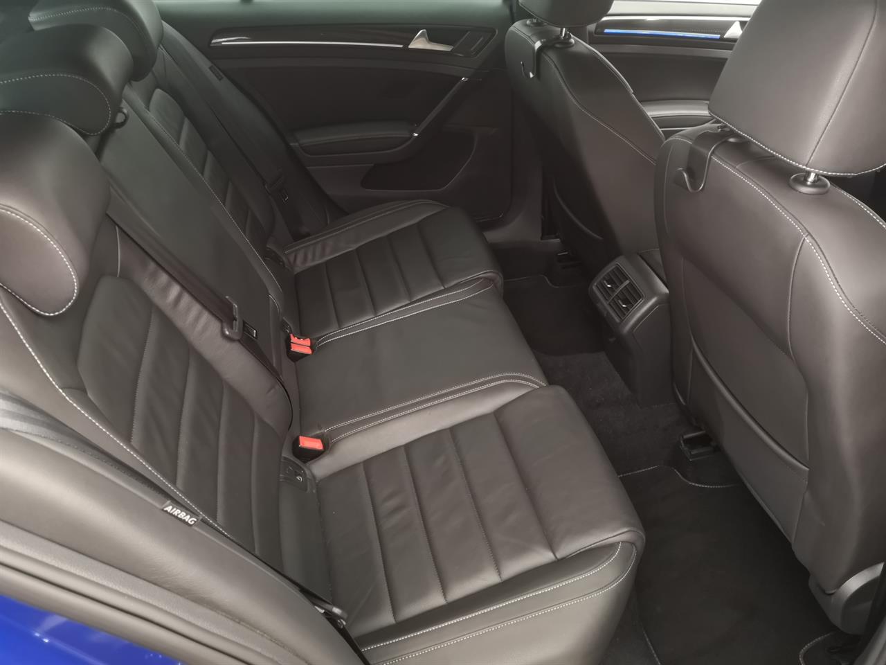 2014 Volkswagen Golf R