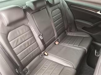 2014 Volkswagen Golf R - Thumbnail