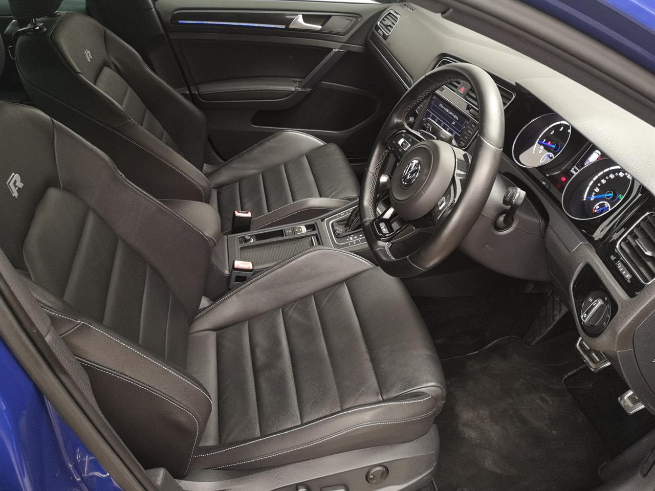 2014 Volkswagen Golf R