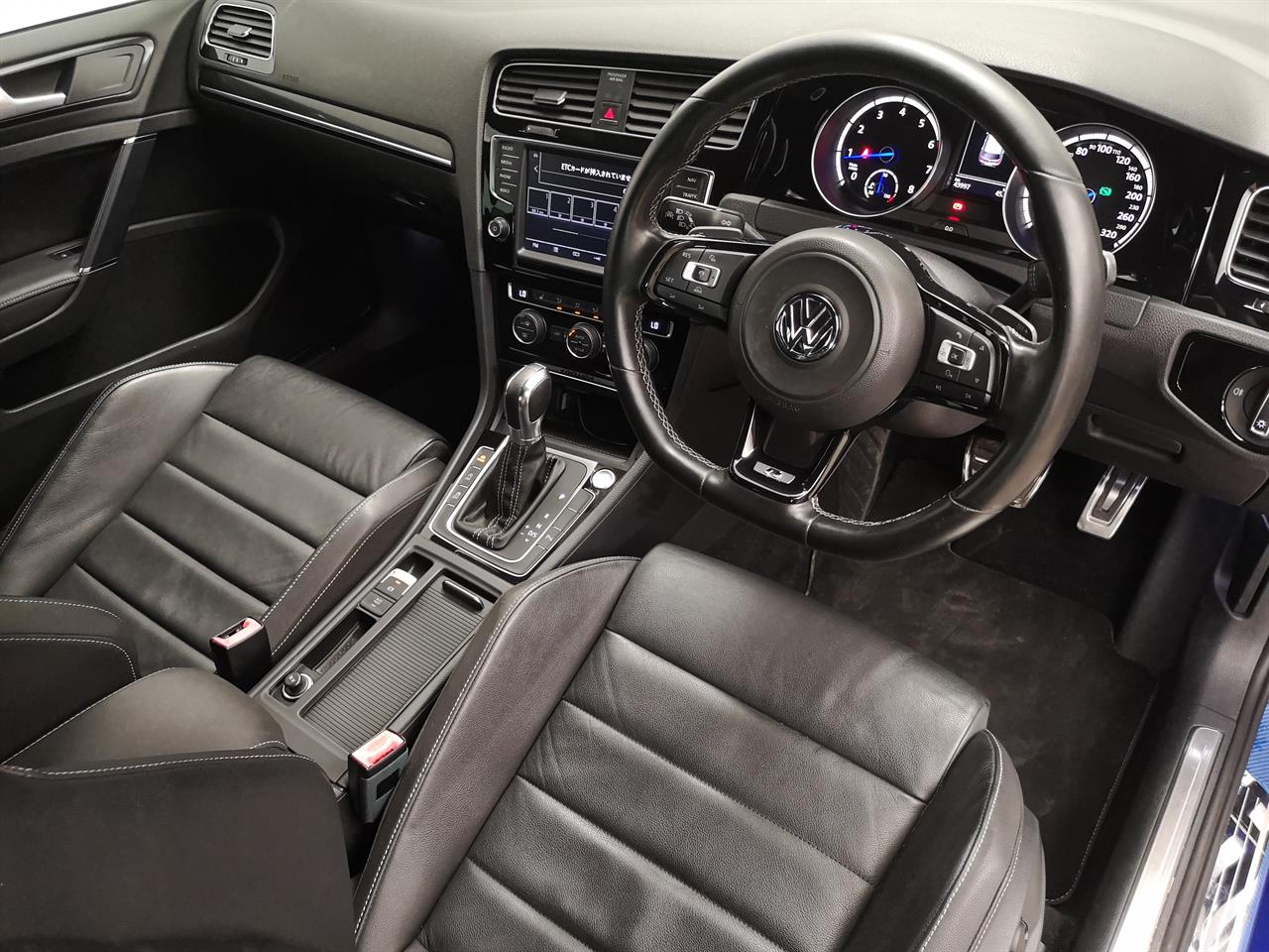 2014 Volkswagen Golf R