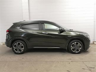 2015 Honda Vezel - Thumbnail
