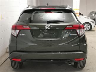 2015 Honda Vezel - Thumbnail