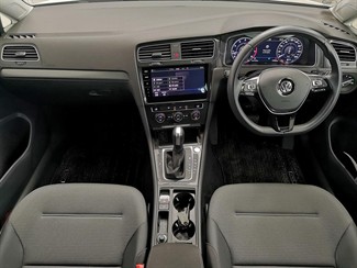 2020 Volkswagen Golf - Thumbnail