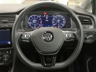 2020 Volkswagen Golf - Thumbnail