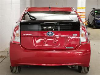 2014 Toyota Prius - Thumbnail