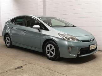 2013 Toyota Prius - Thumbnail