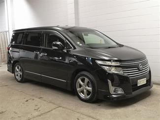 2012 Nissan Elgrand - Thumbnail