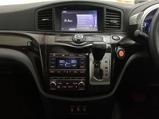 2012 Nissan Elgrand - Thumbnail