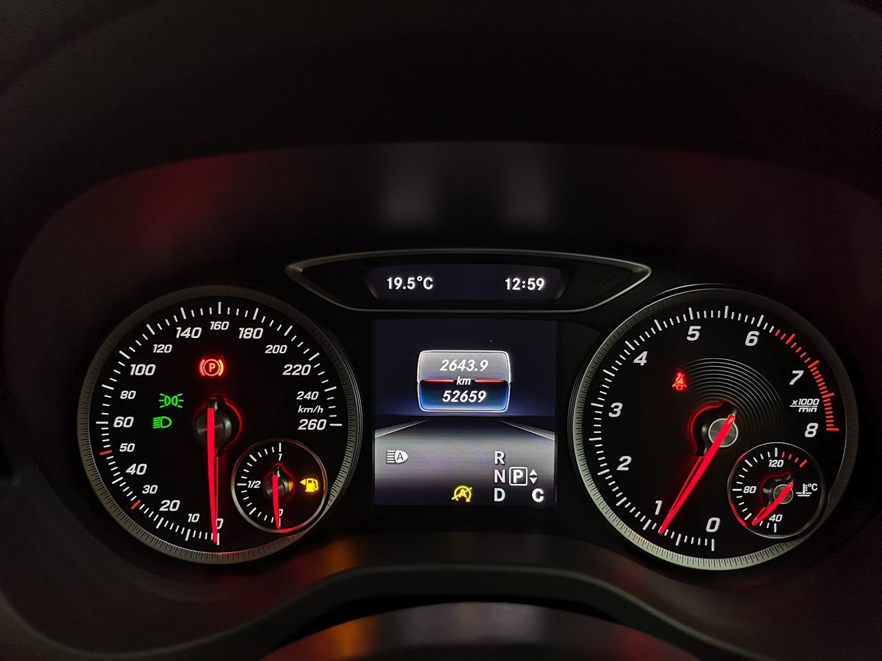 2016 Mercedes-Benz A 180