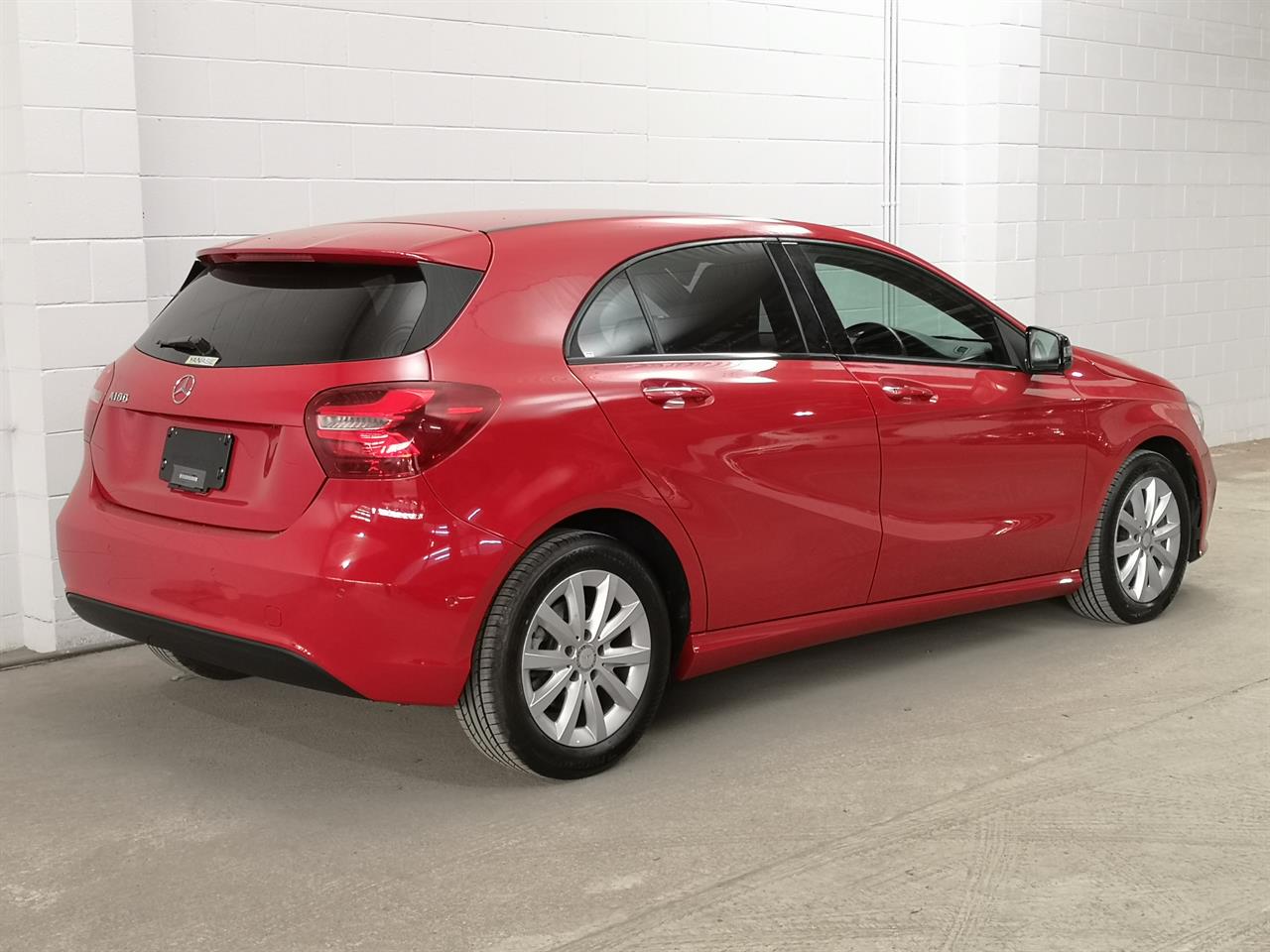 2016 Mercedes-Benz A 180