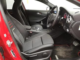 2016 Mercedes-Benz A 180 - Thumbnail