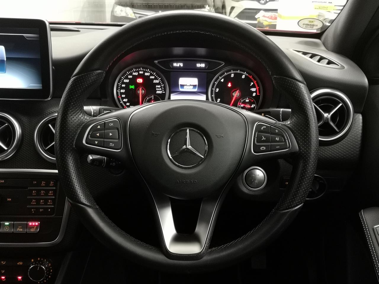 2016 Mercedes-Benz A 180