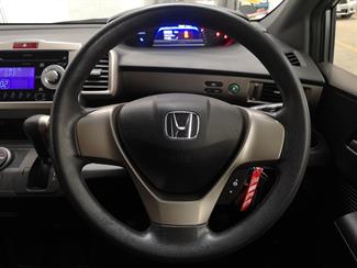 2013 Honda Freed - Thumbnail