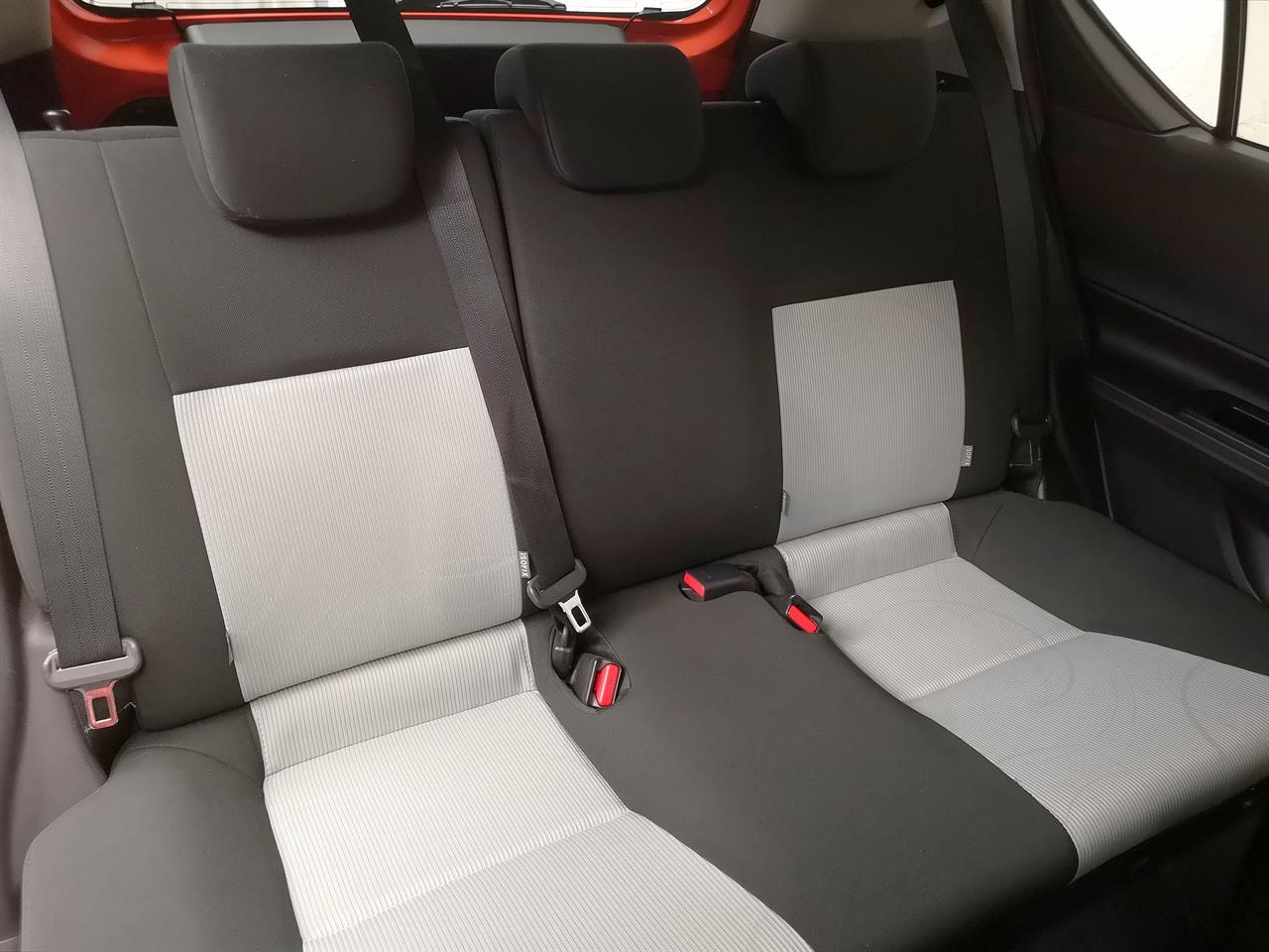 2013 Toyota Aqua