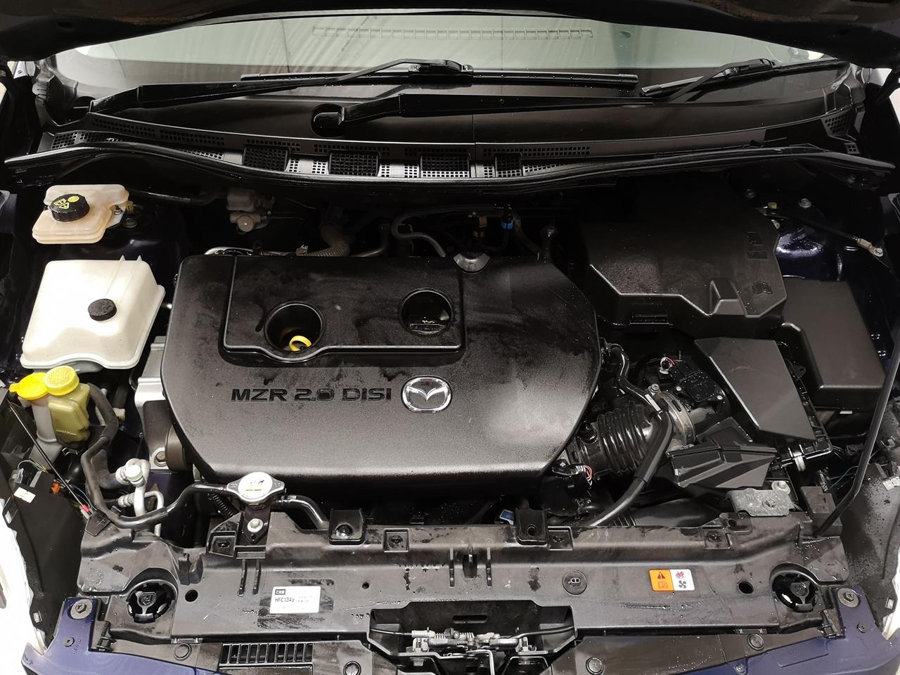 2012 Mazda Premacy
