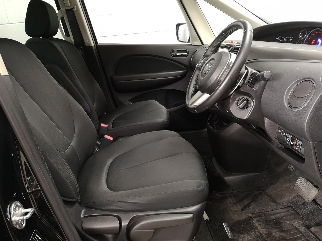 2014 Mazda Biante