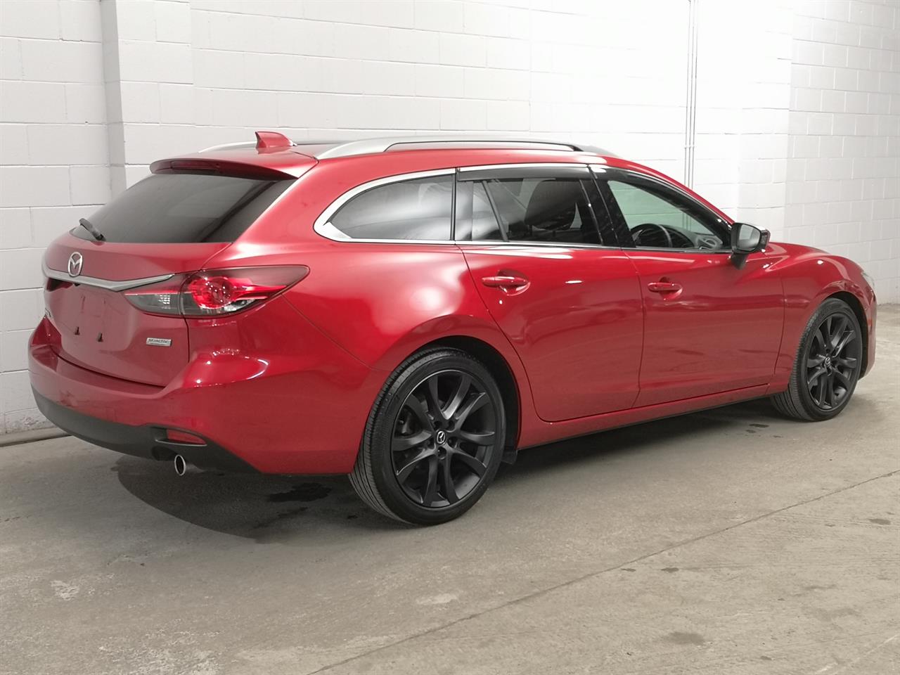 2013 Mazda atenza