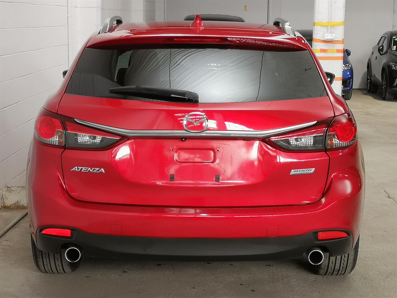 2013 Mazda atenza