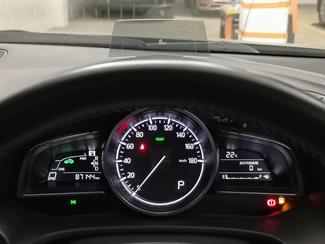 2016 Mazda Axela - Thumbnail