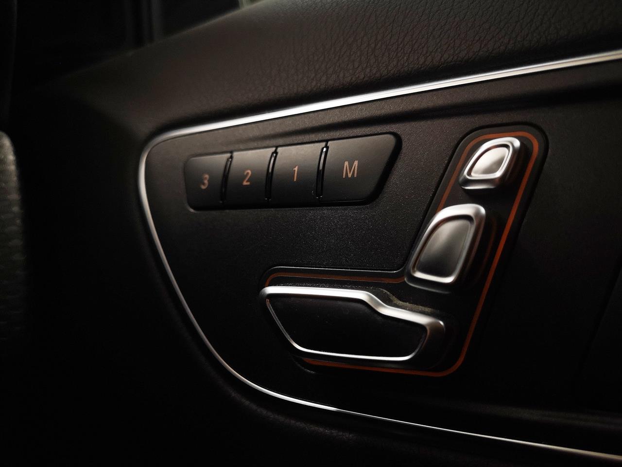 2017 Mercedes-Benz A 180