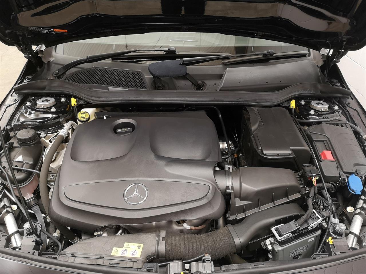 2017 Mercedes-Benz A 180