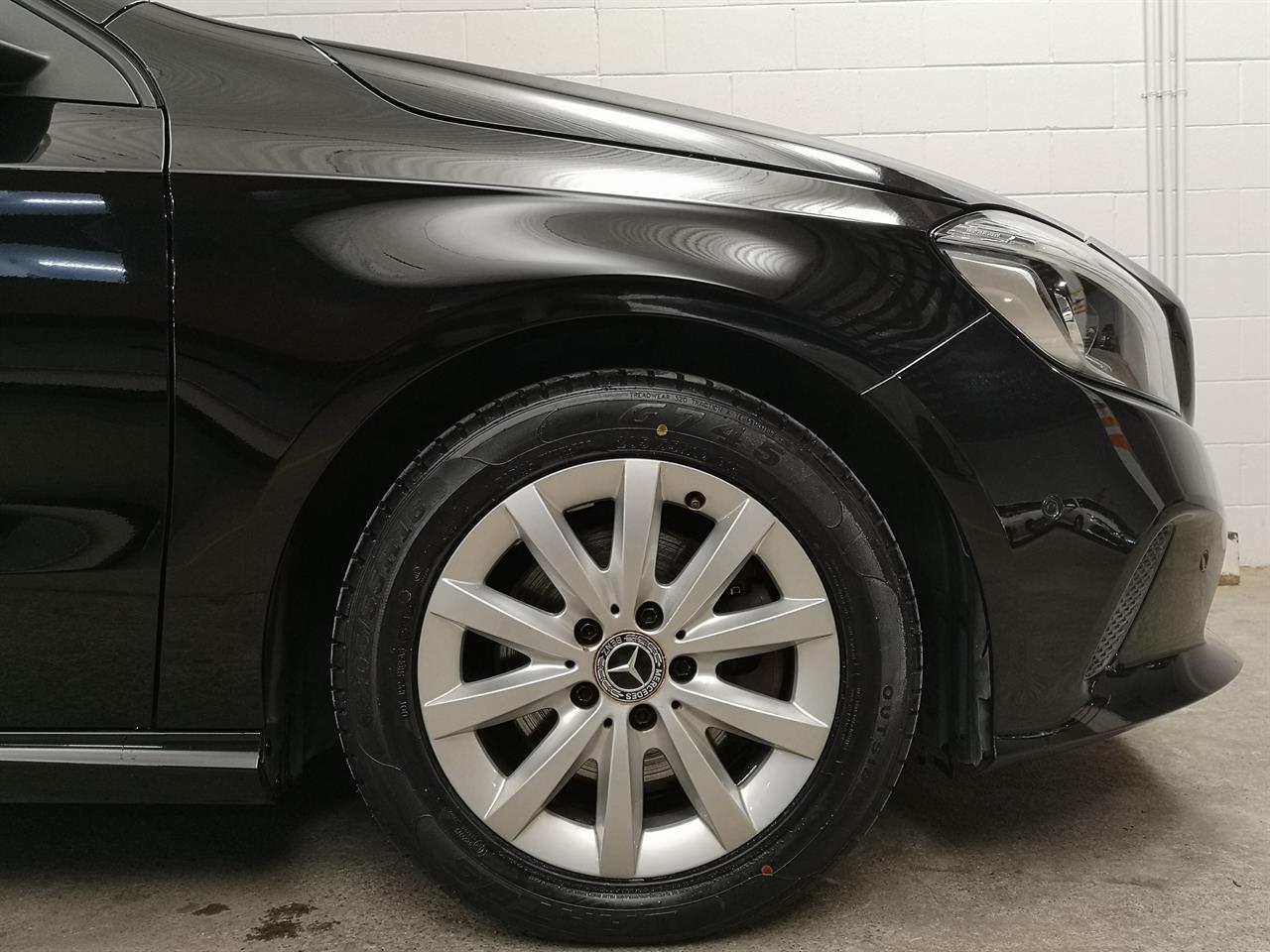 2017 Mercedes-Benz A 180