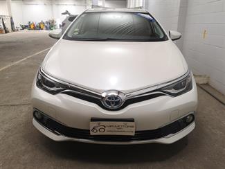 2017 Toyota Auris - Thumbnail
