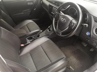 2017 Toyota Auris - Thumbnail